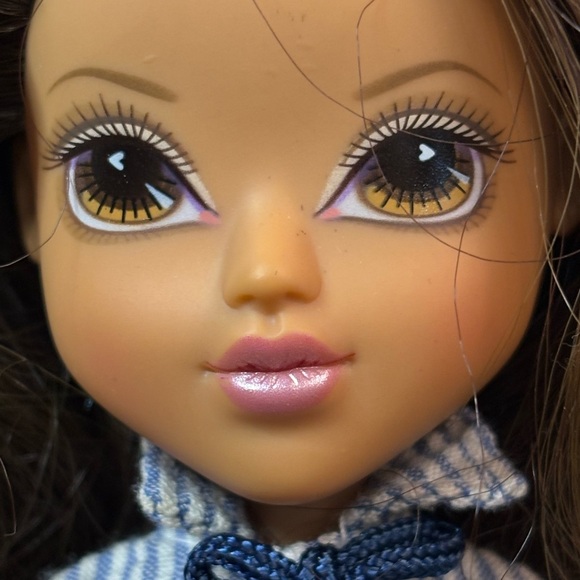 MGA Bratz Doll Lot of 8 Mixed Years Feet Missing Cake Toppers Accessories 2000s - Picture 9 of 16